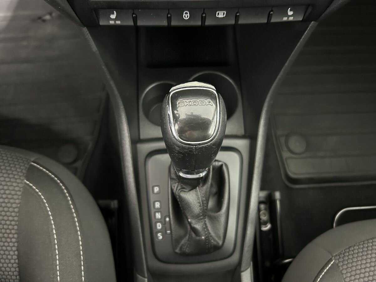 Skoda Rapid б/у, 2014, Автоматическая. Фото: #12