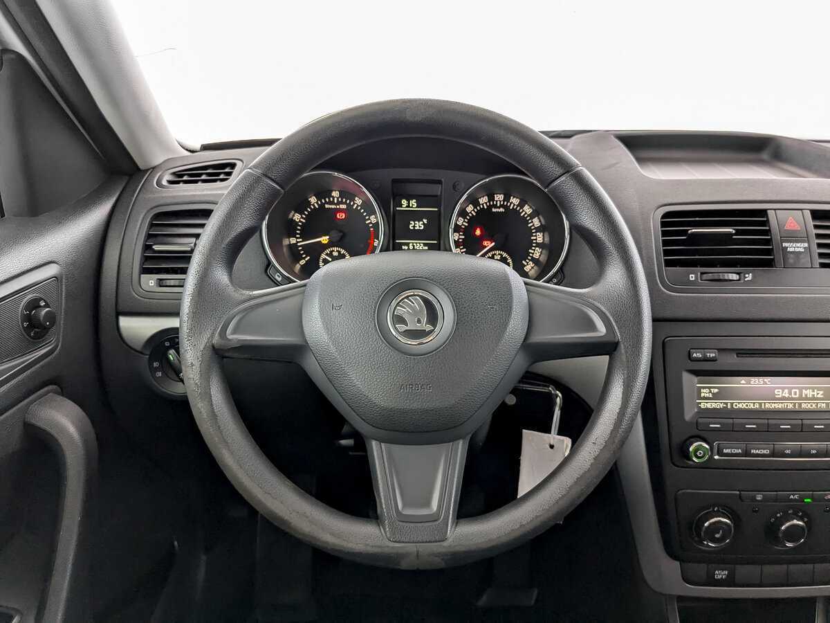 Skoda Yeti б/у, 2014, Механическая. Фото: #16