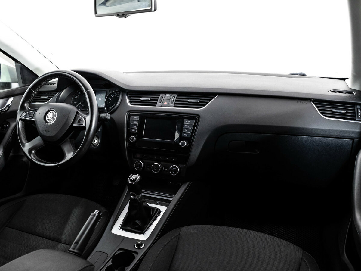 Skoda Octavia б/у, 2013, Механическая. Фото: #6