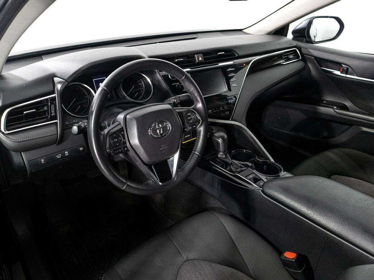Toyota Camry б/у, 2019, Автоматическая. Фото: #10