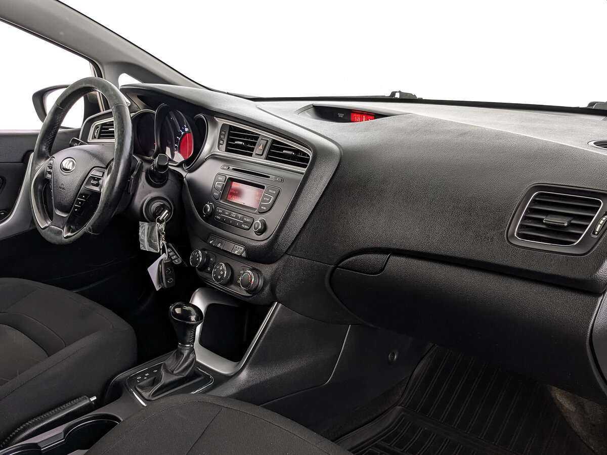Kia Ceed б/у, 2015, Автоматическая. Фото: #8