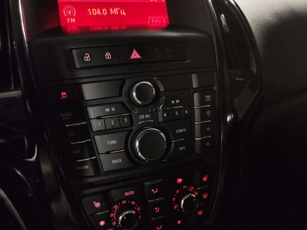 Opel Astra б/у, 2012, Автоматическая. Фото: #15