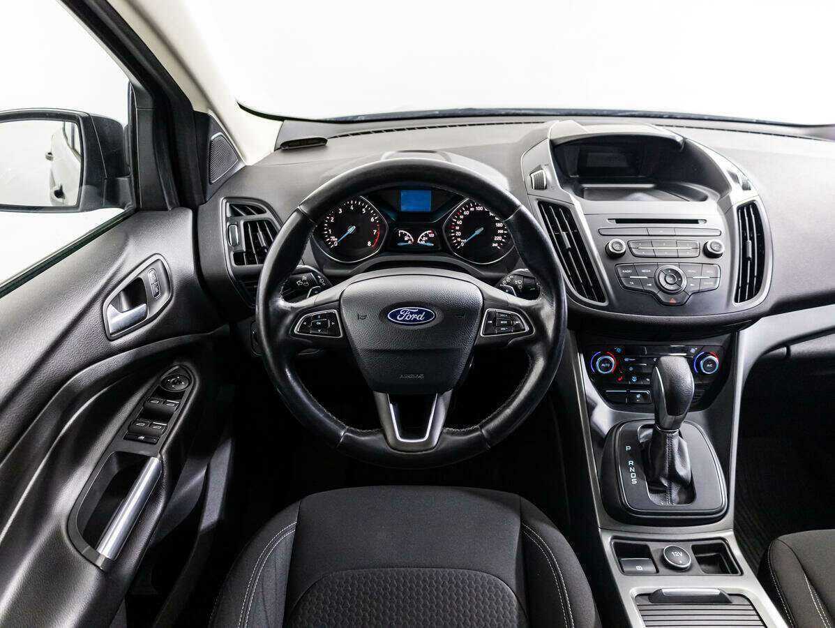 Ford Kuga б/у, 2018, Автоматическая. Фото: #12