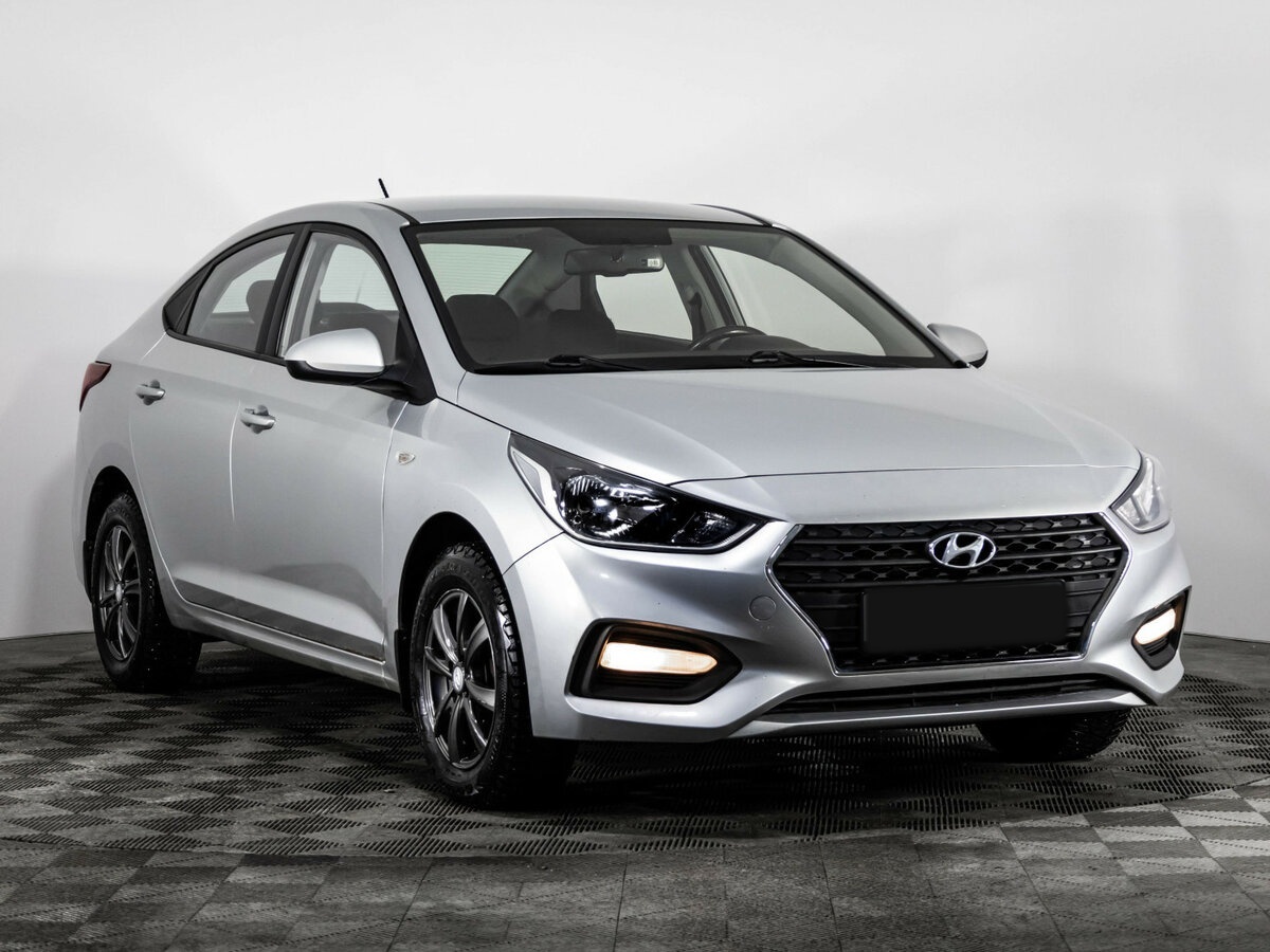 Hyundai Solaris б/у, 2018, Автоматическая. Фото: #2