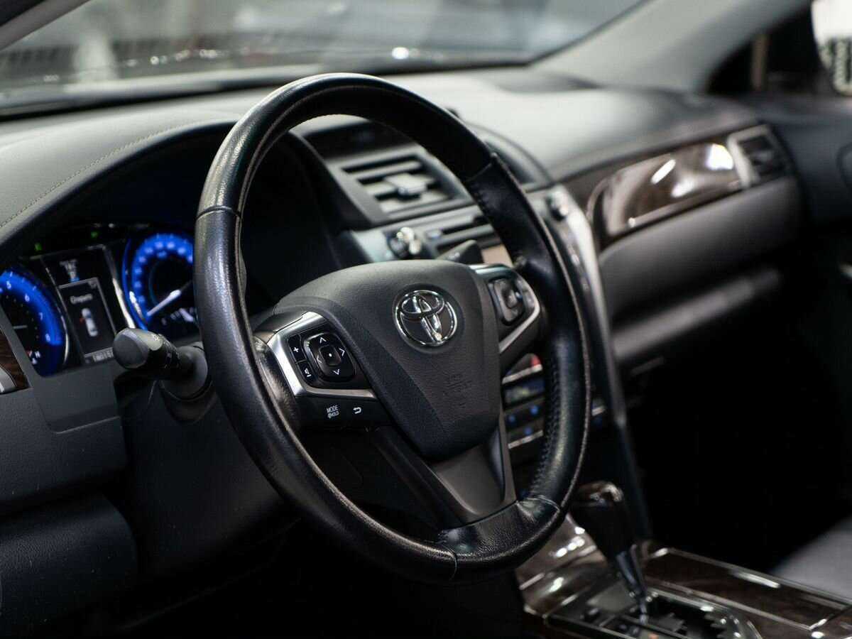 Toyota Camry б/у, 2015, Автоматическая. Фото: #4