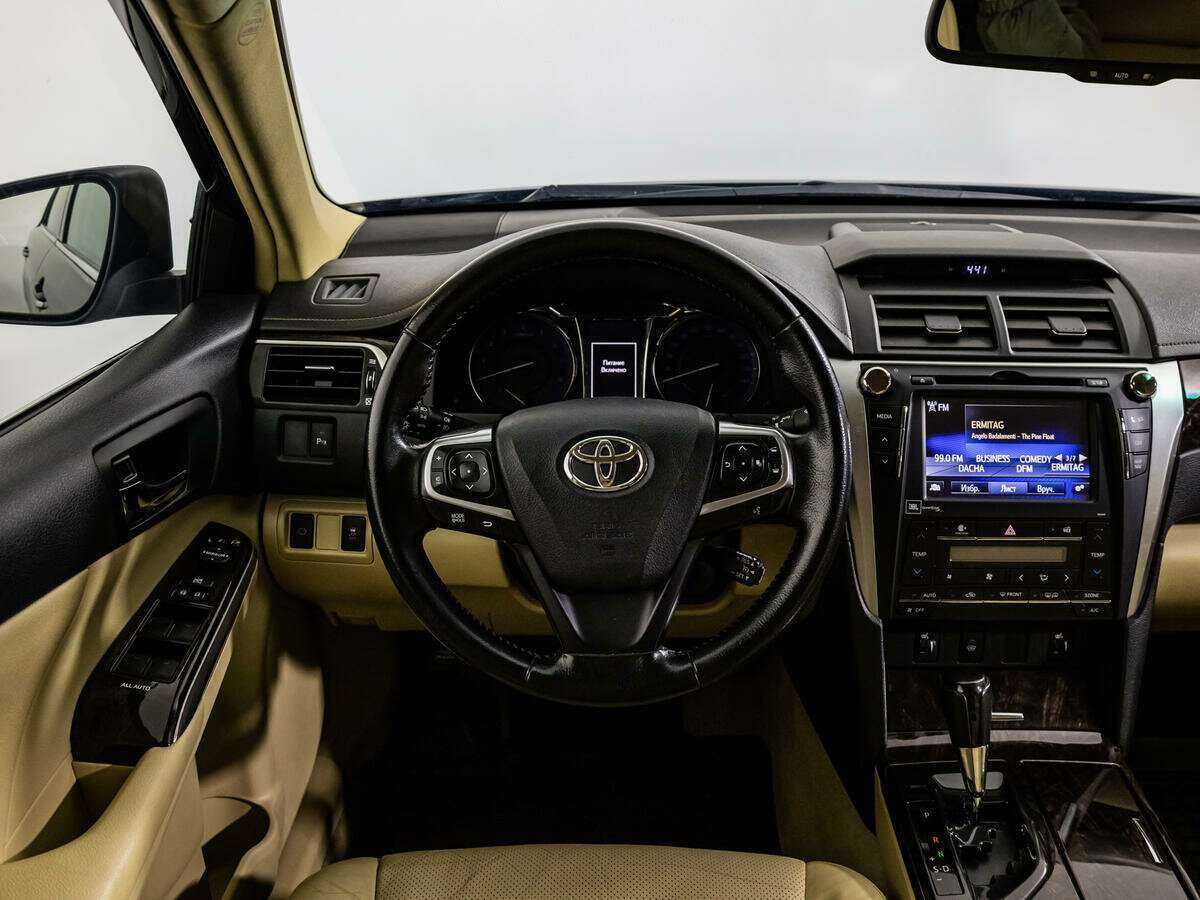 Toyota Camry б/у, 2015, Автоматическая. Фото: #12