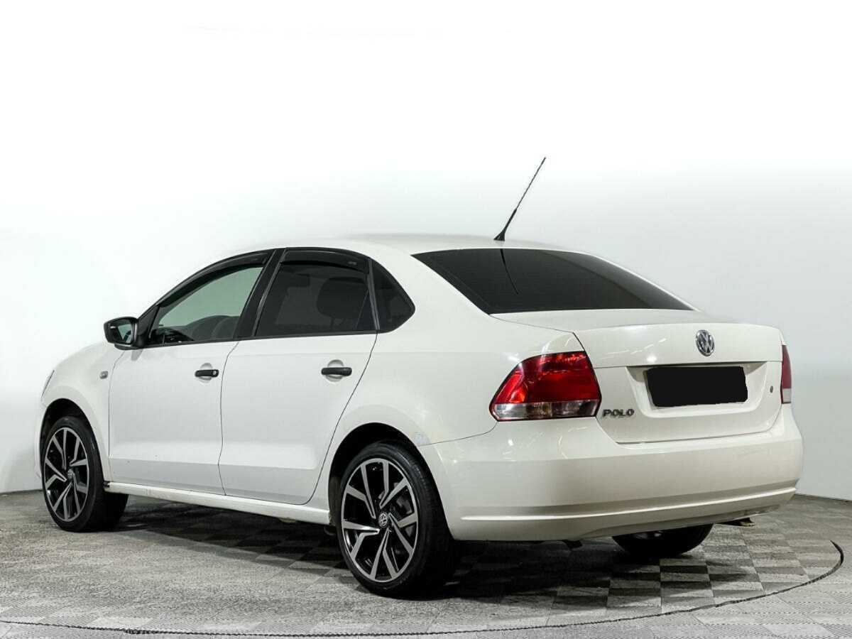 Volkswagen Polo б/у, 2012, Механическая. Фото: #6