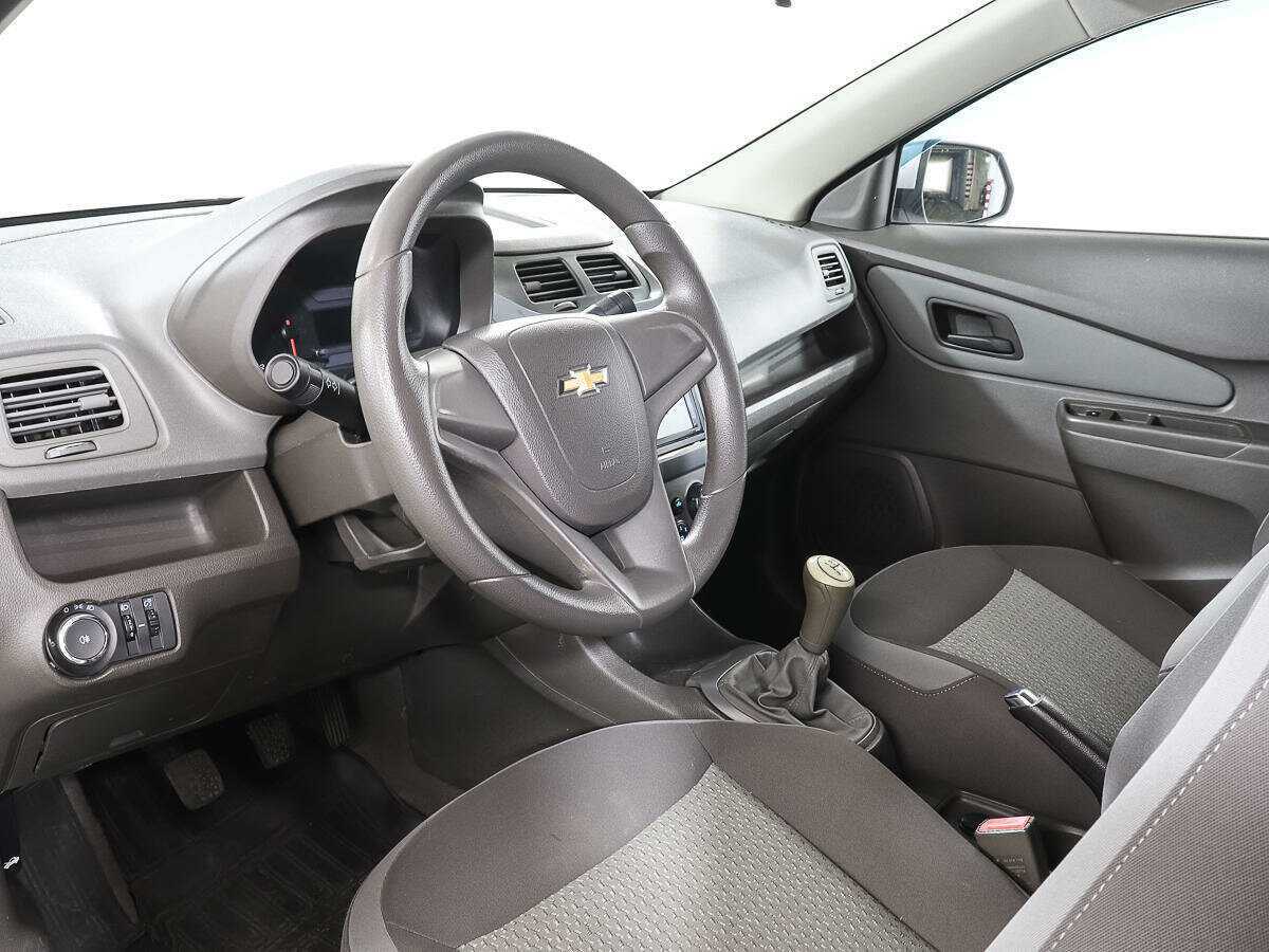 Chevrolet Cobalt б/у, 2013, Механическая. Фото: #11