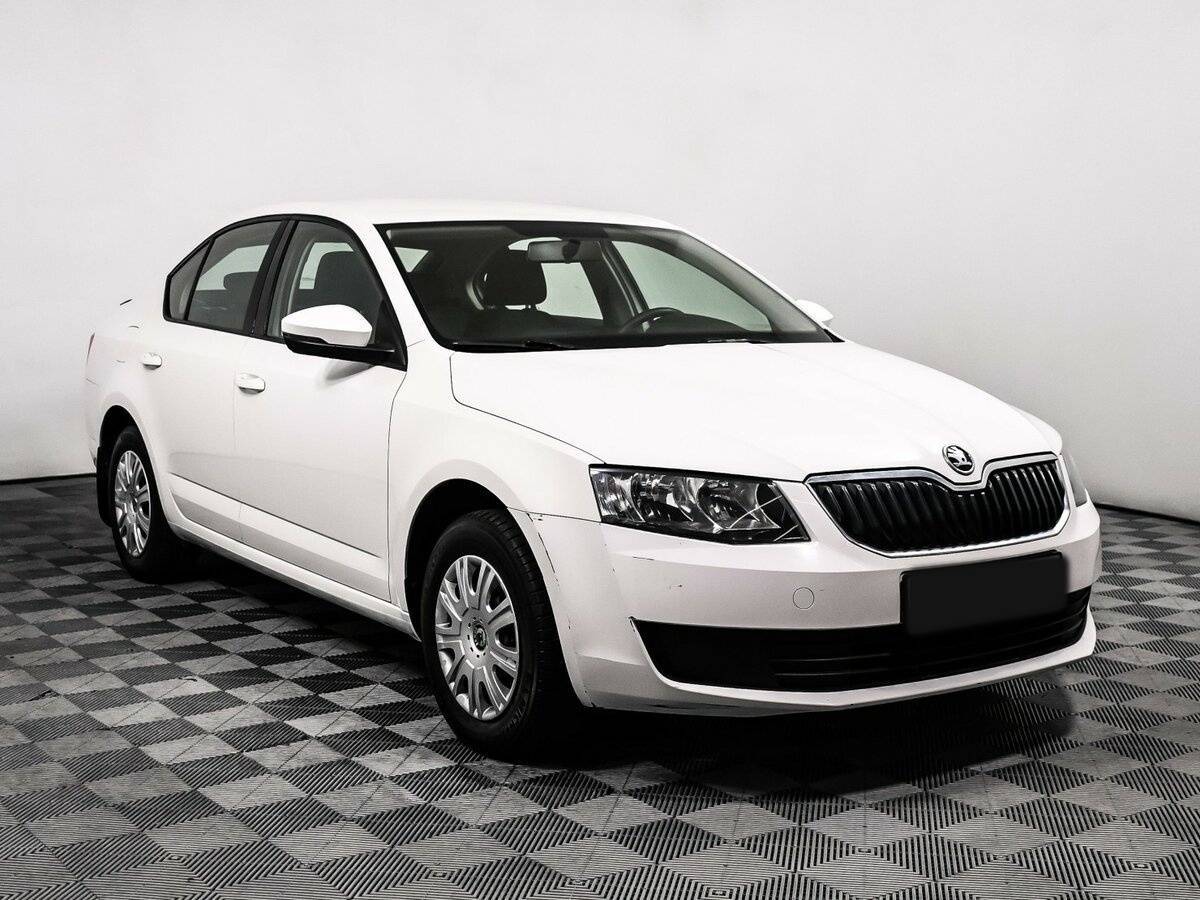 Skoda Octavia б/у, 2015, Автоматическая. Фото: #2