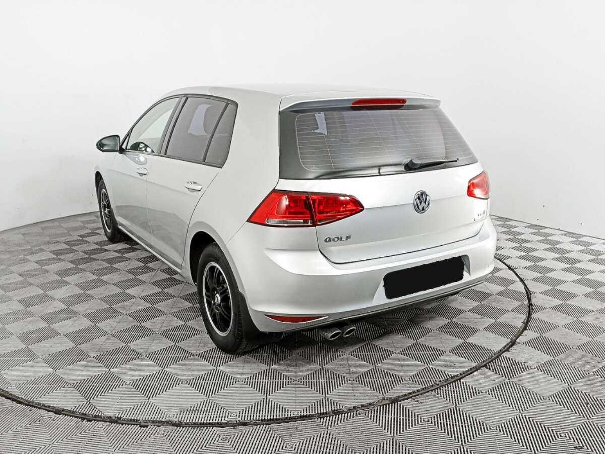 Volkswagen Golf б/у, 2013, Механическая. Фото: #6