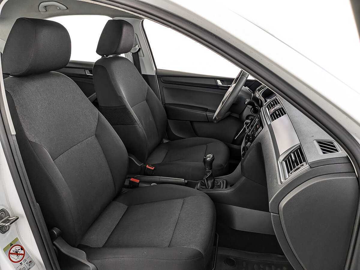 Skoda Rapid б/у, 2019, Механическая. Фото: #22