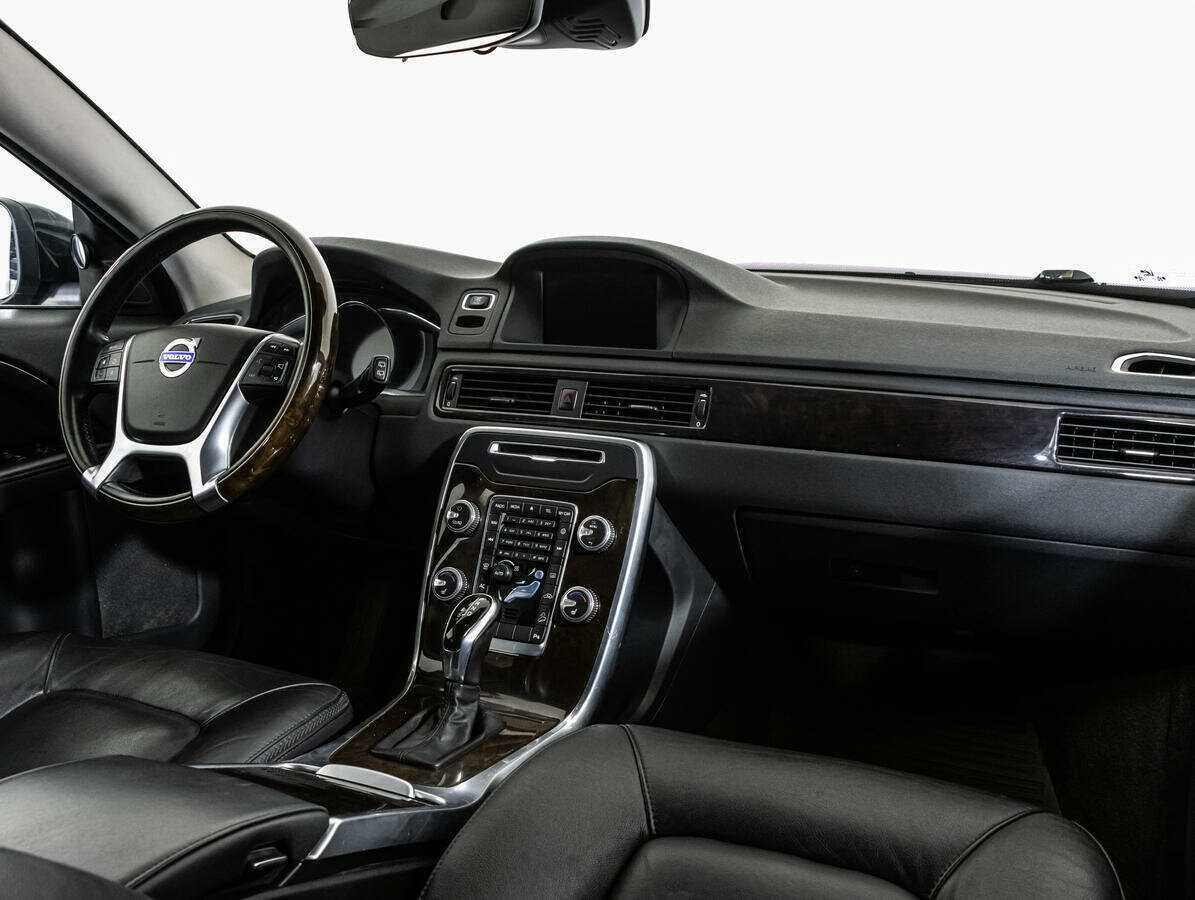 Volvo XC70 б/у, 2014, Автоматическая. Фото: #6