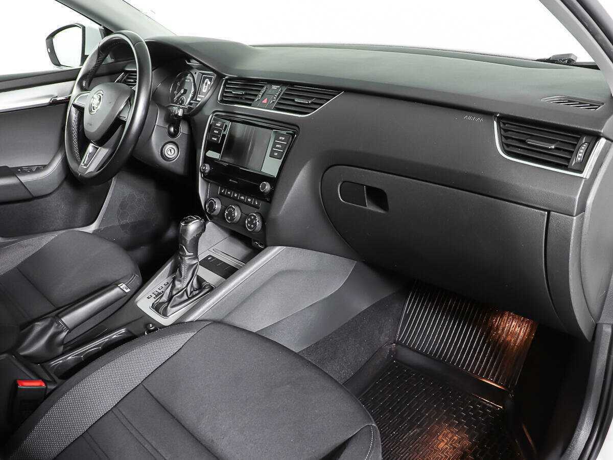 Skoda Octavia б/у, 2019, Автоматическая. Фото: #8