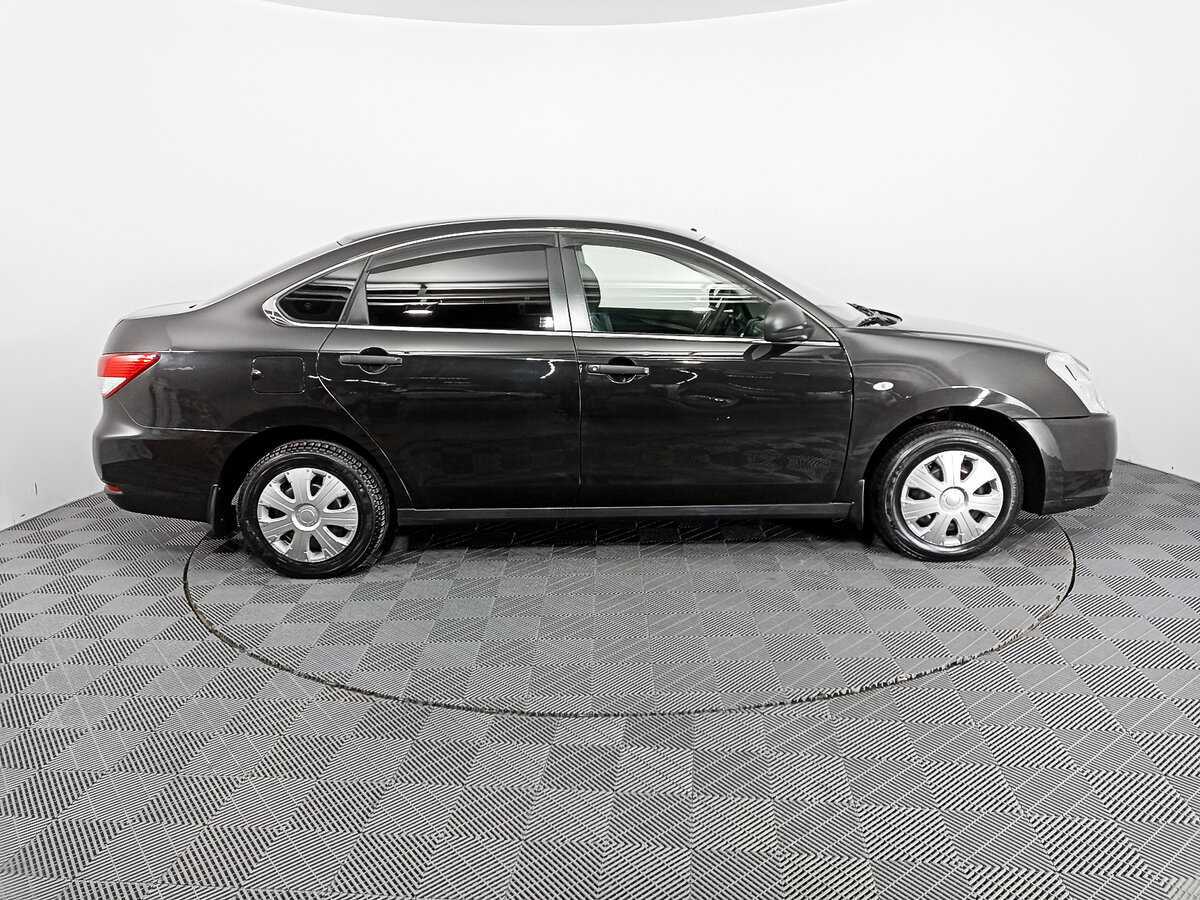Nissan Almera б/у, 2016, Механическая. Фото: #3