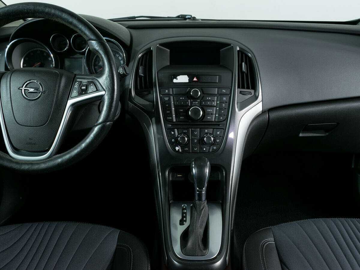 Opel Astra б/у, 2013, Автоматическая. Фото: #8