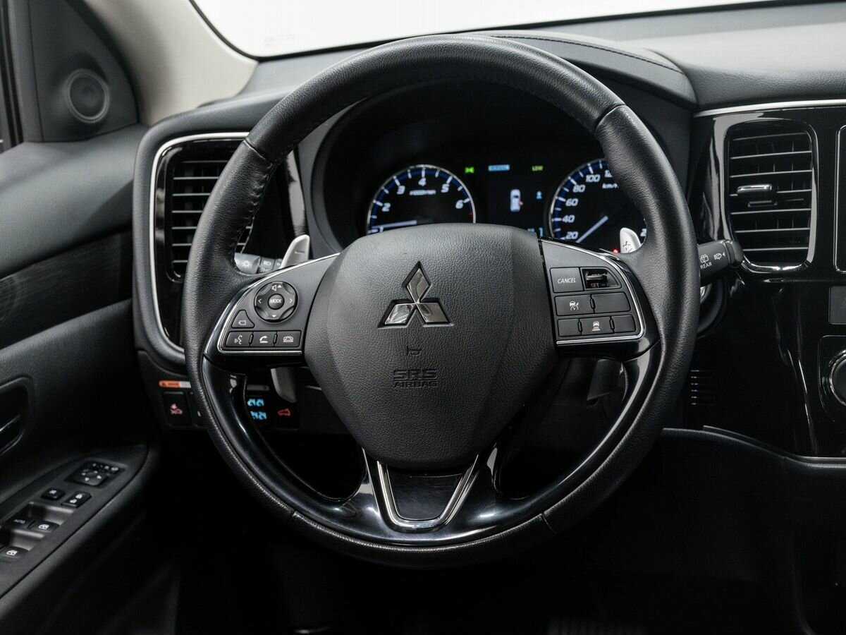 Mitsubishi Outlander б/у, 2018, Автоматическая. Фото: #11