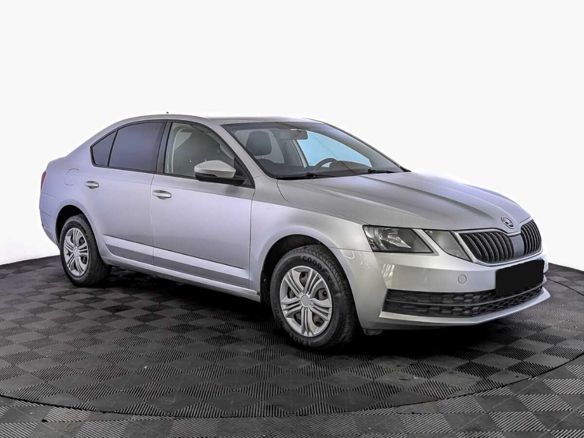 Skoda Octavia б/у, 2017, Автоматическая. Фото: #2