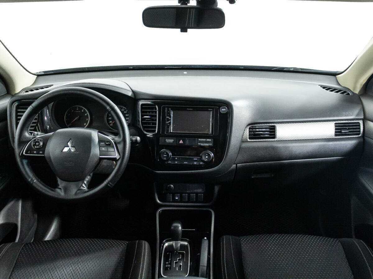 Mitsubishi Outlander б/у, 2017, Вариатор. Фото: #11