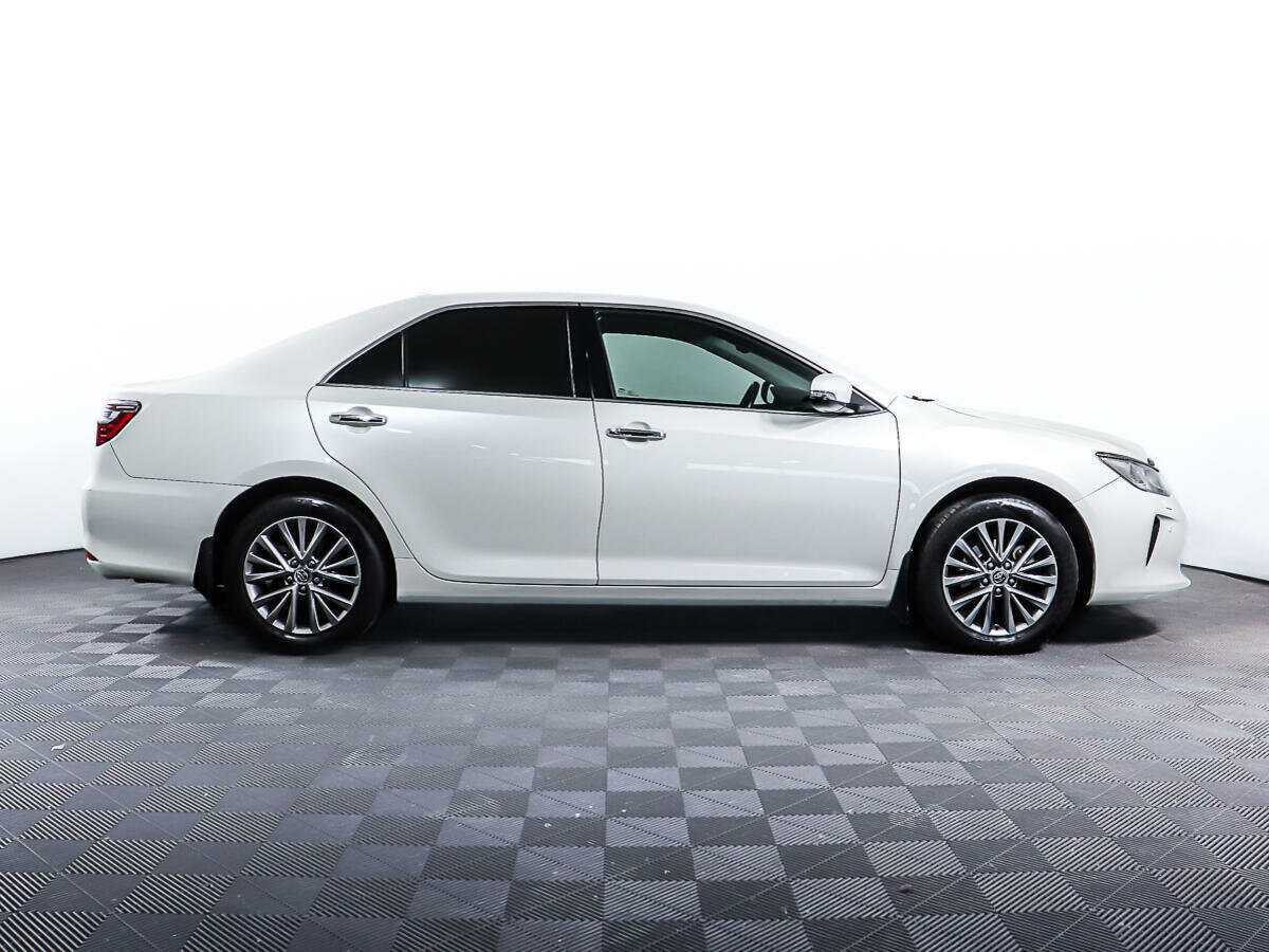 Toyota Camry б/у, 2017, Автоматическая. Посмотреть фото