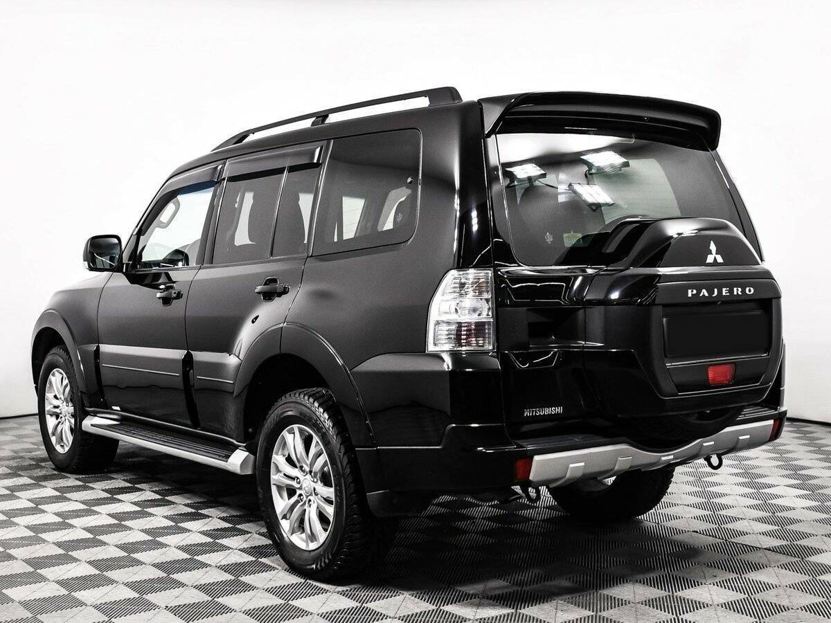 Mitsubishi Pajero б/у, 2015, Автоматическая. Фото: #6