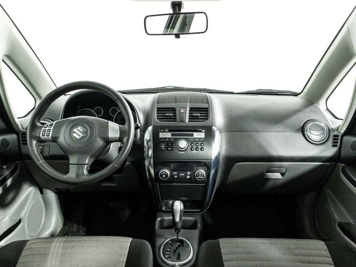 Suzuki SX4 б/у, 2013, Автоматическая. Фото: #8