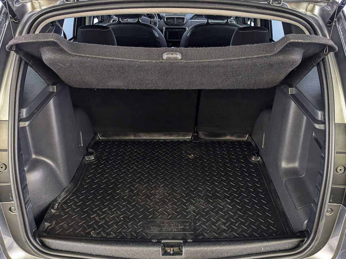 Nissan Terrano б/у, 2020, Механическая. Фото: #9