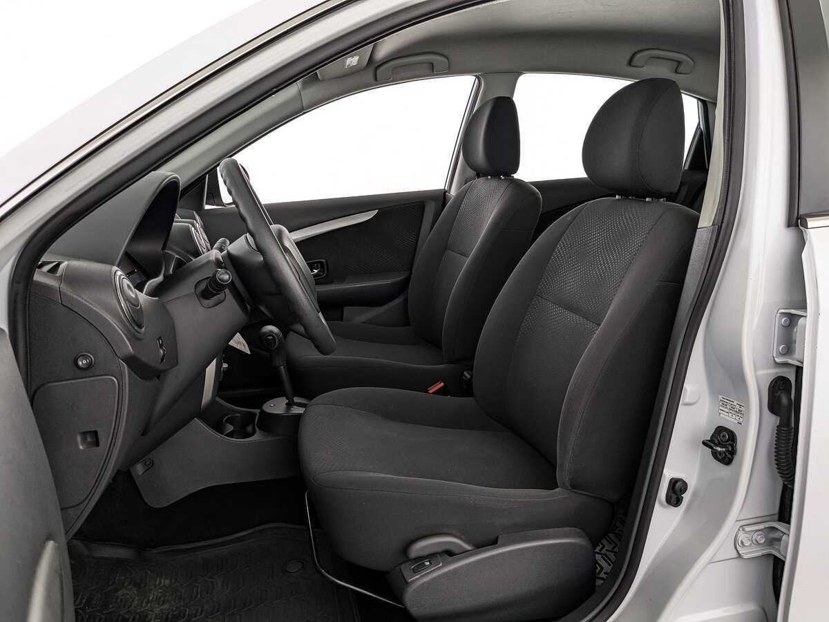 Nissan Almera б/у, 2015, Автоматическая. Фото: #15