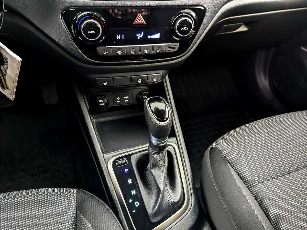 Hyundai Solaris б/у, 2018, Автоматическая. Фото: #20