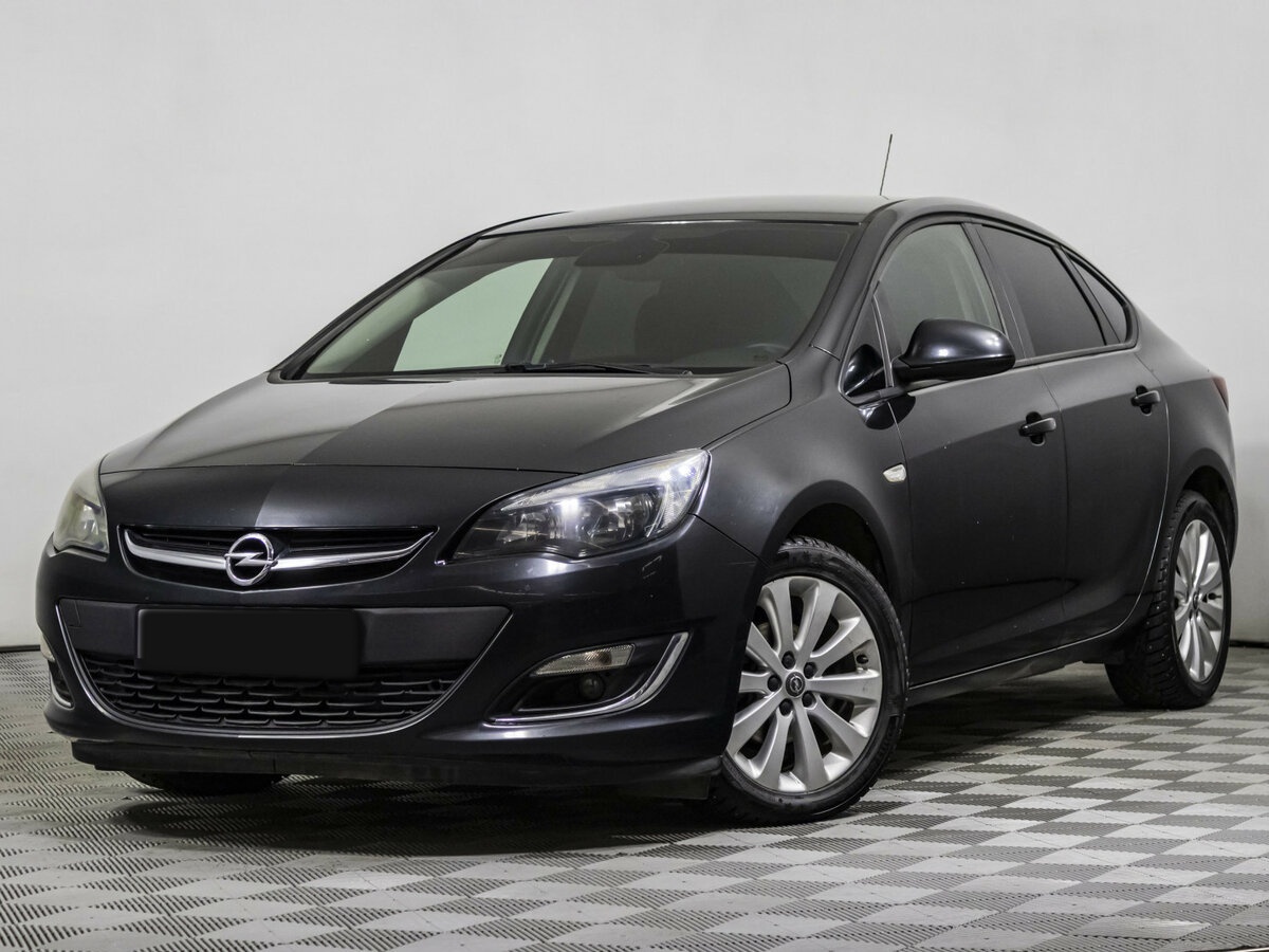 Opel Astra б/у, 2013, Механическая. Фото: #0