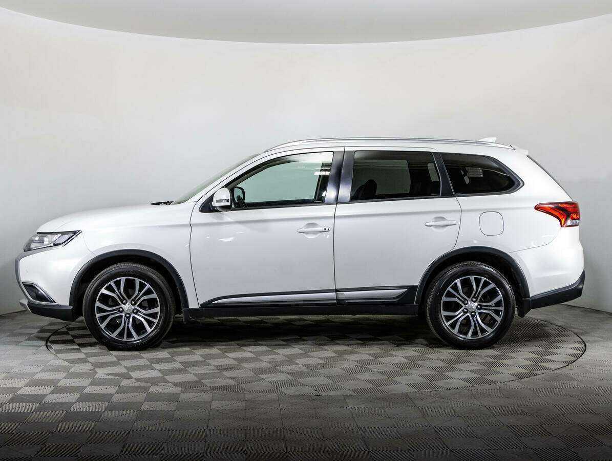 Mitsubishi Outlander б/у, 2018, Вариатор. Фото: #7