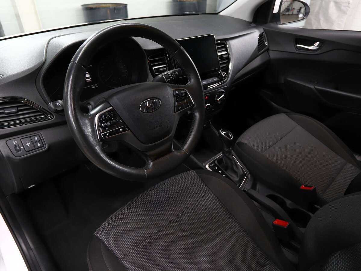Hyundai Solaris б/у, 2021, Автоматическая. Фото: #7