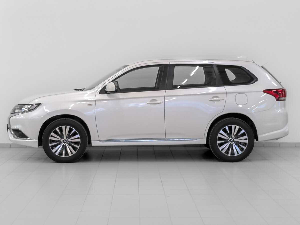 Mitsubishi Outlander б/у, 2022, Вариатор. Фото: #7