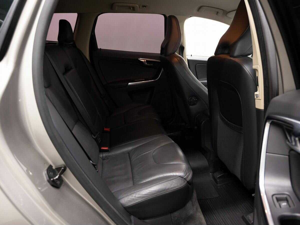 Volvo XC60 б/у, 2012, Автоматическая. Фото: #9