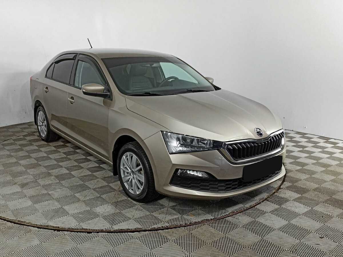 Skoda Rapid б/у, 2020, Механическая. Фото: #2