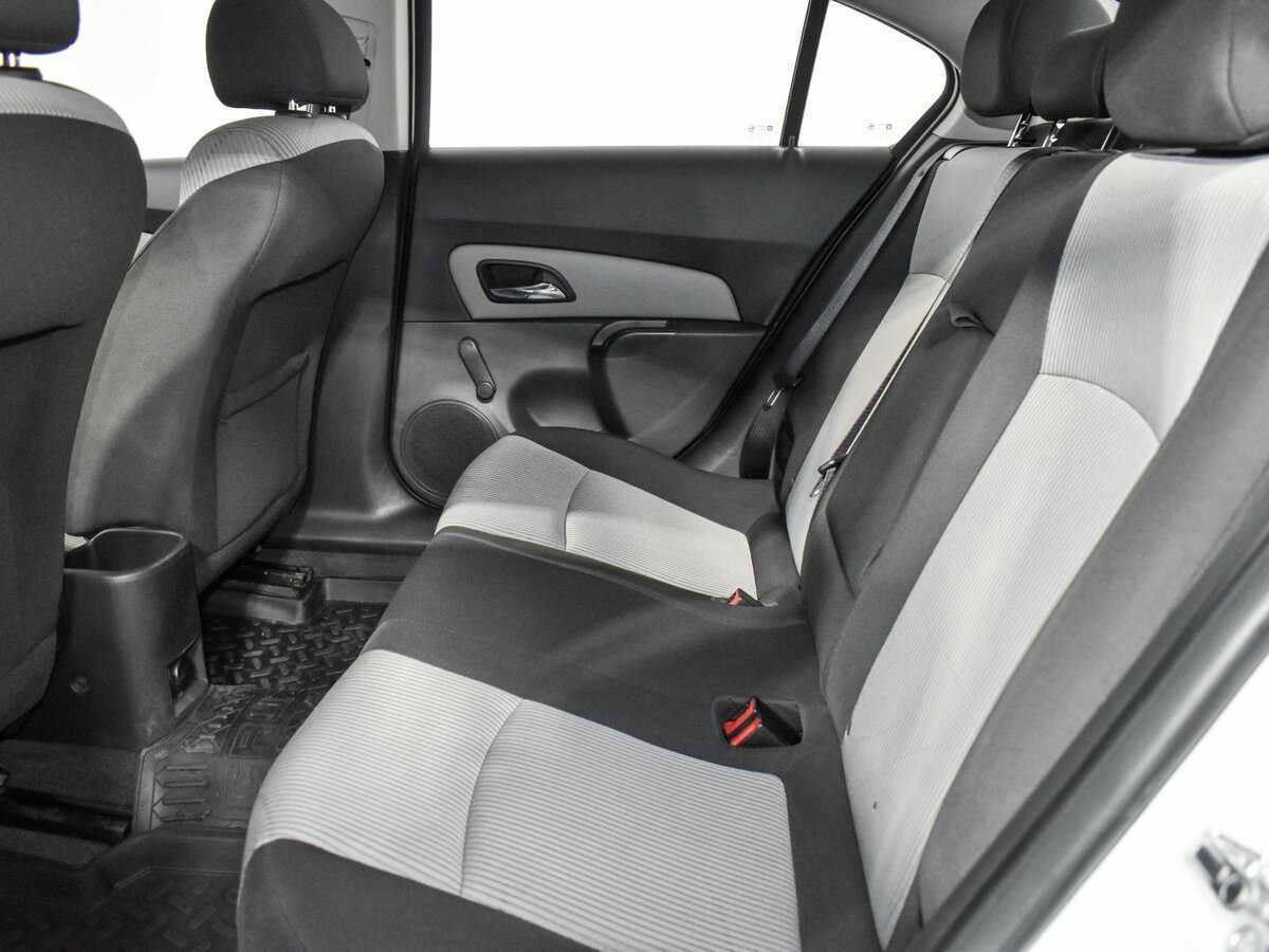 Chevrolet Cruze б/у, 2014, Механическая. Фото: #10