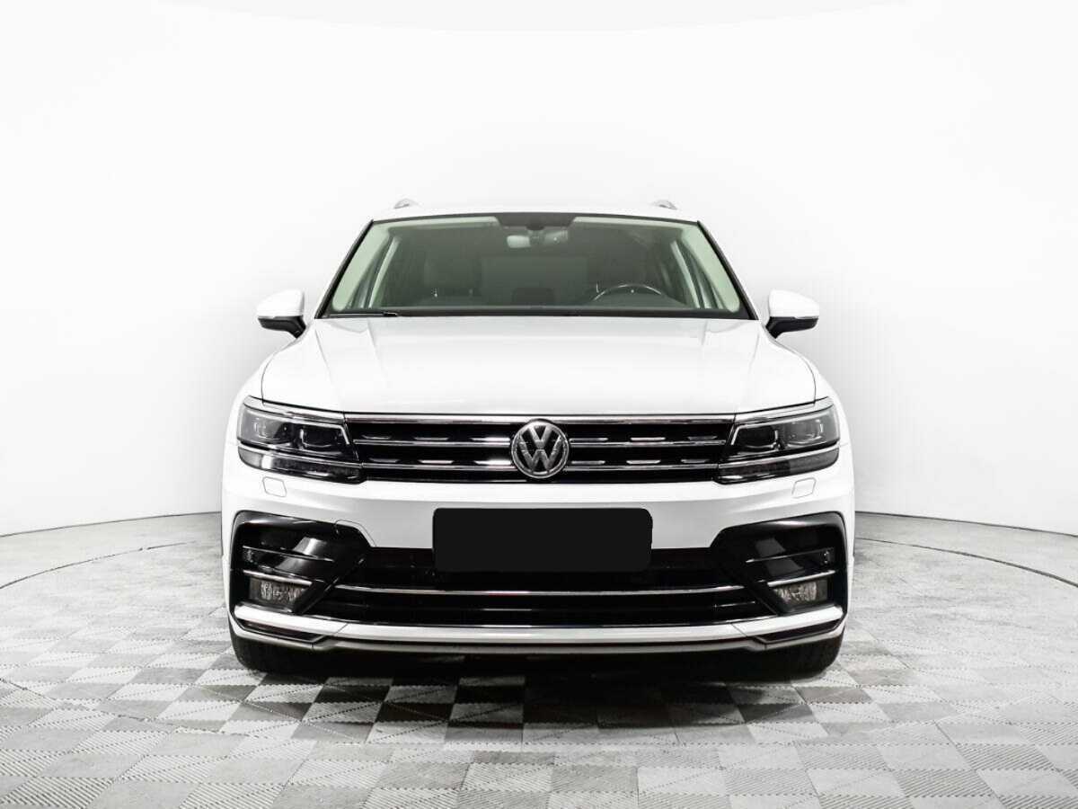 Volkswagen Tiguan б/у, 2018, Роботизированная. Фото: #1