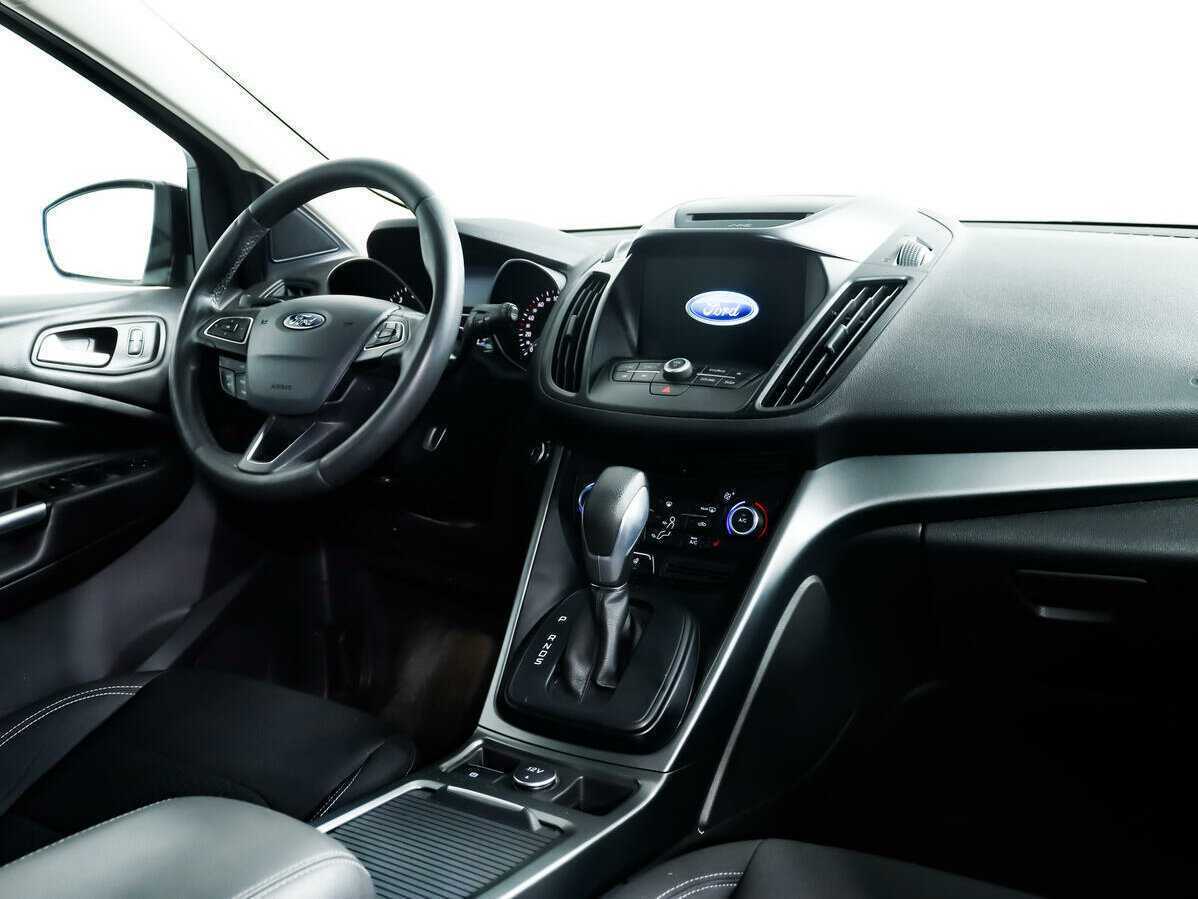 Ford Kuga б/у, 2017, Автоматическая. Фото: #6