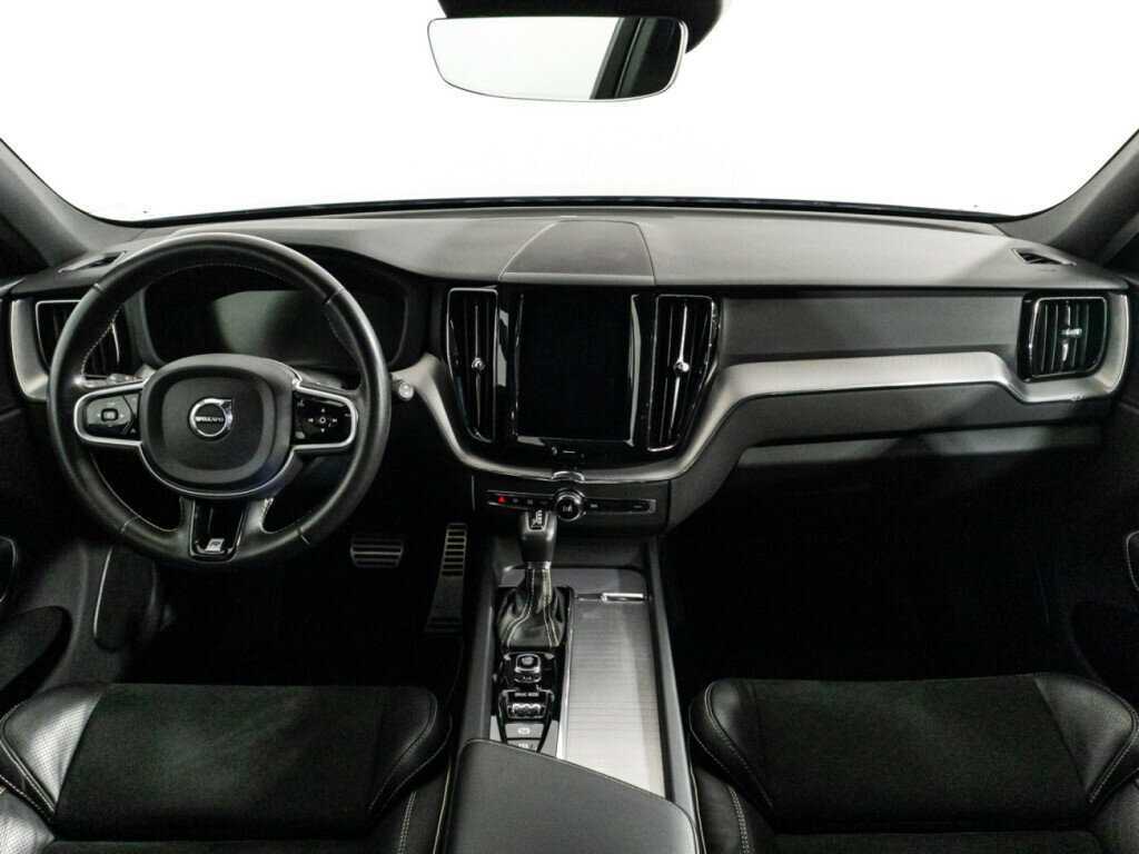 Volvo XC60 б/у, 2018, Автоматическая. Фото: #12