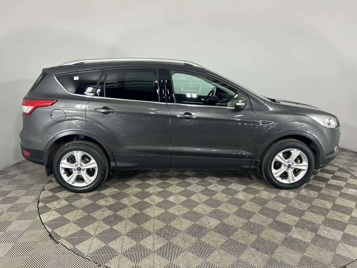 Ford Kuga б/у, 2015, Механическая. Фото: #3