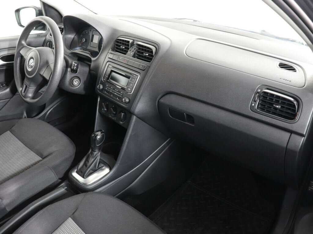 Volkswagen Polo б/у, 2013, Автоматическая. Фото: #9