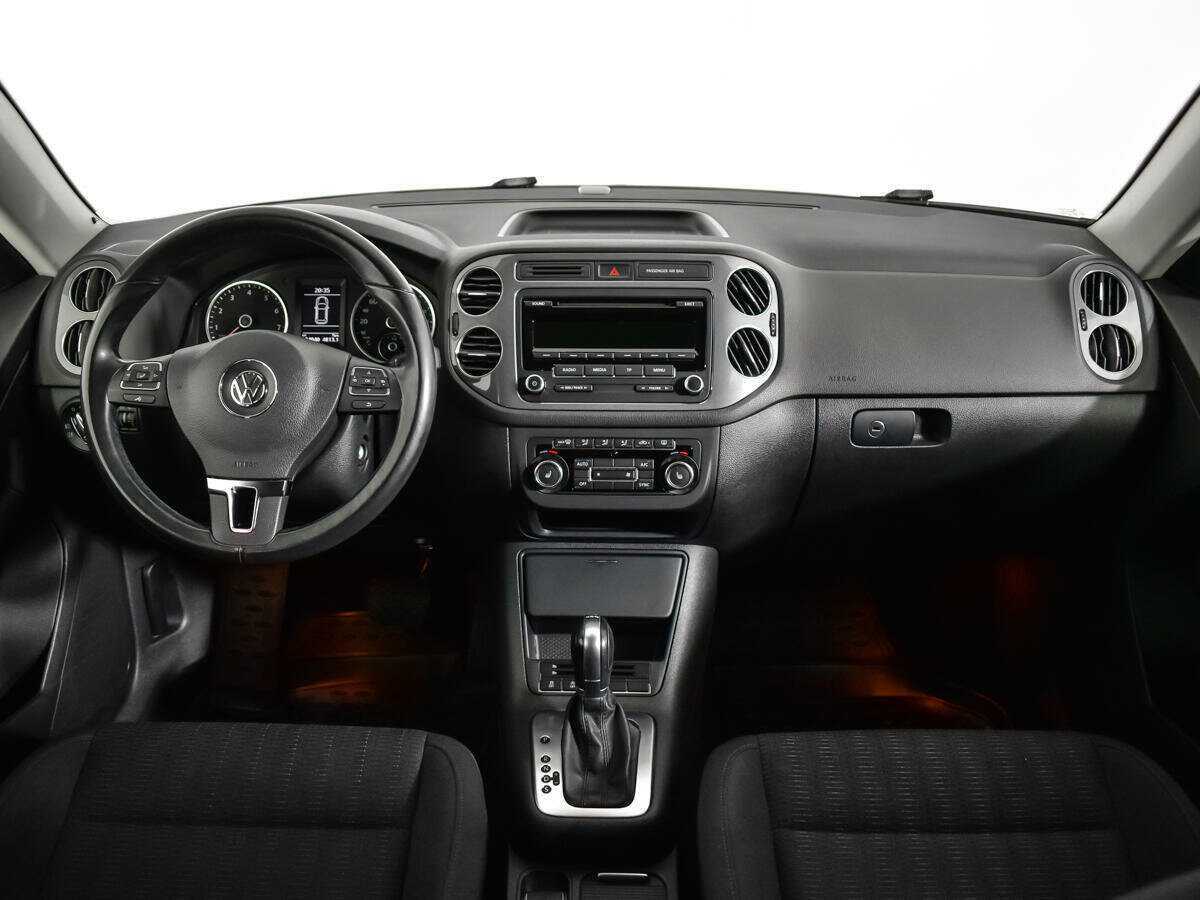 Volkswagen Tiguan б/у, 2015, Роботизированная. Фото: #11