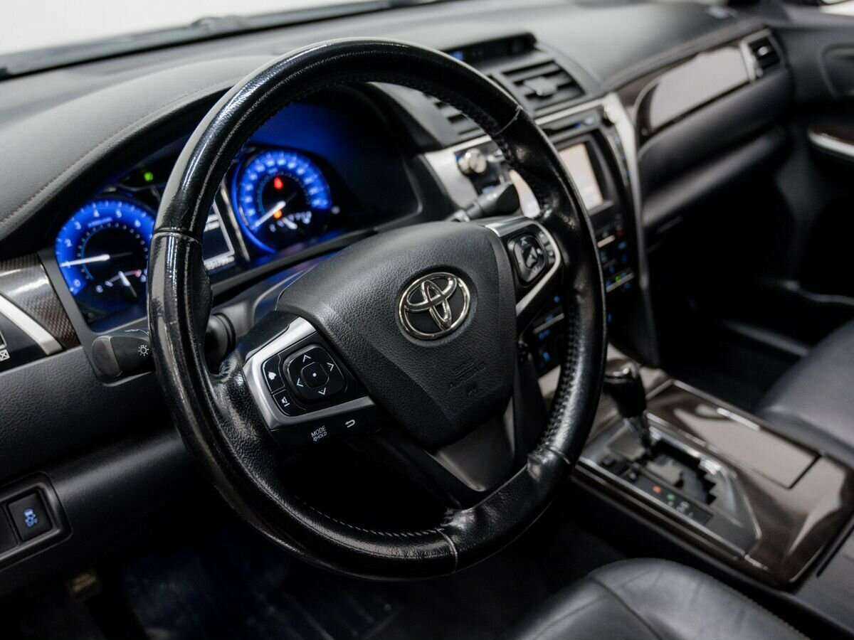 Toyota Camry б/у, 2015, Автоматическая. Фото: #17