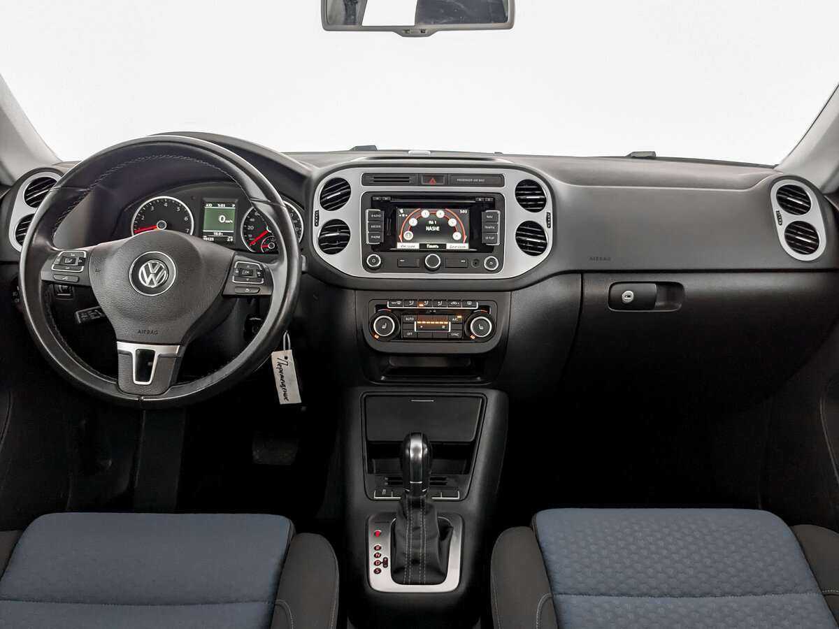 Volkswagen Tiguan б/у, 2013, Автоматическая. Фото: #11