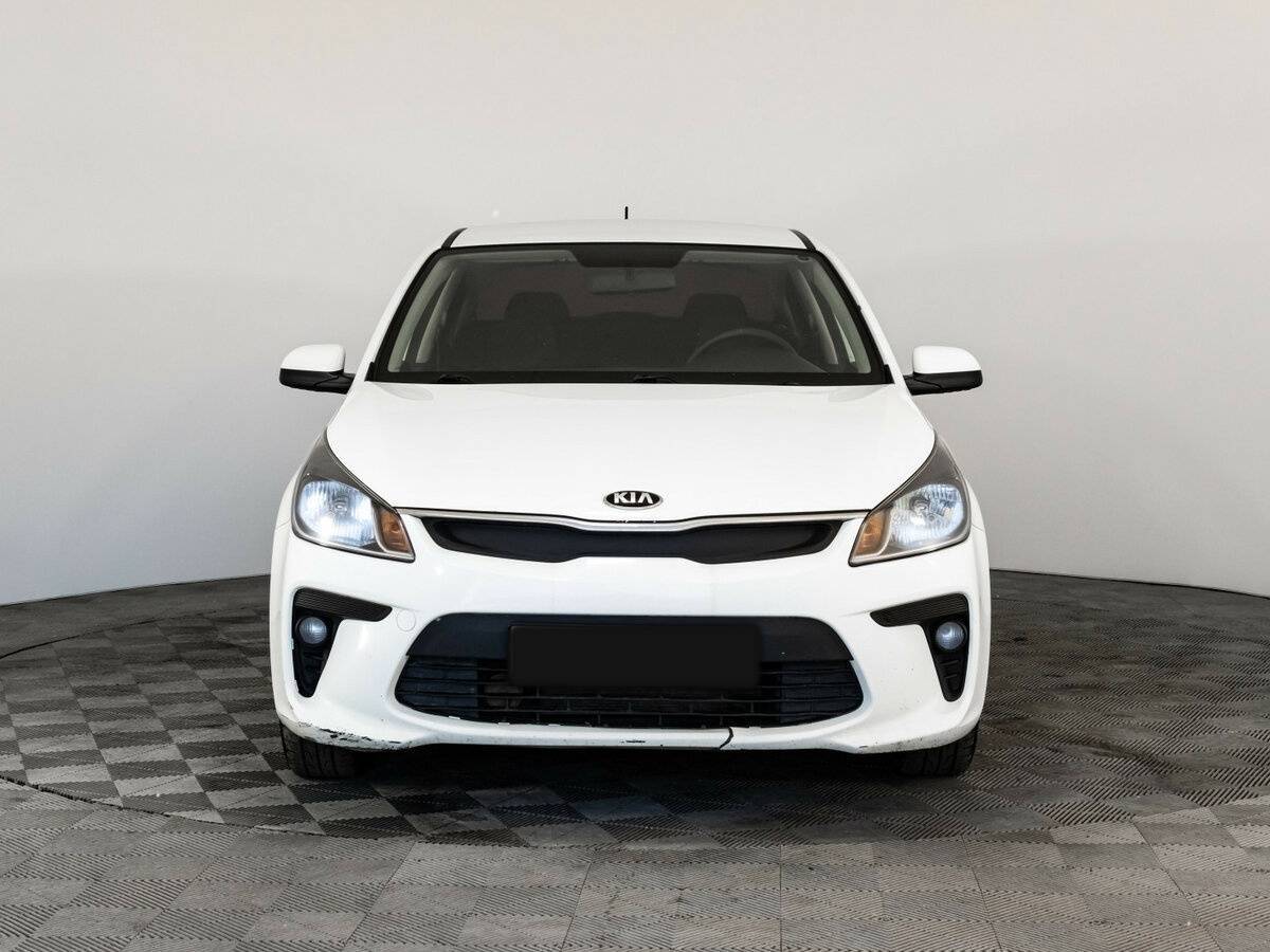 Kia Rio б/у, 2017, Автоматическая. Фото: #1