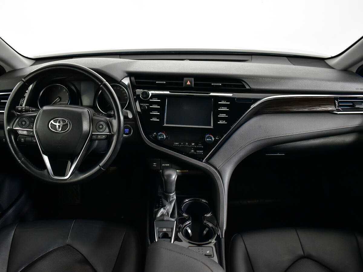 Toyota Camry б/у, 2019, Автоматическая. Фото: #11