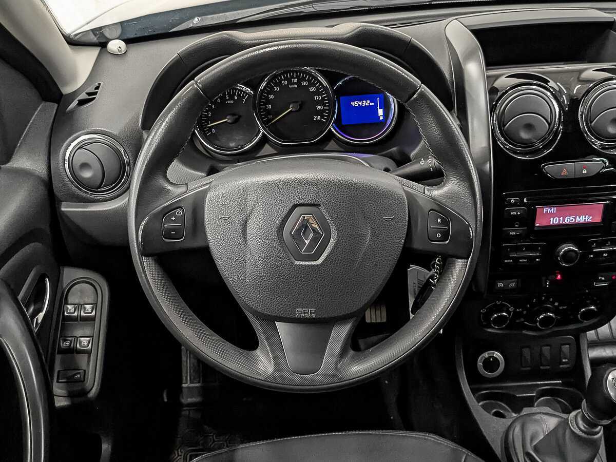 Renault Duster б/у, 2015, Механическая. Фото: #21