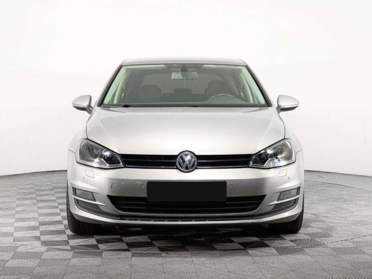 Volkswagen Golf б/у, 2013, Механическая. Фото: #1