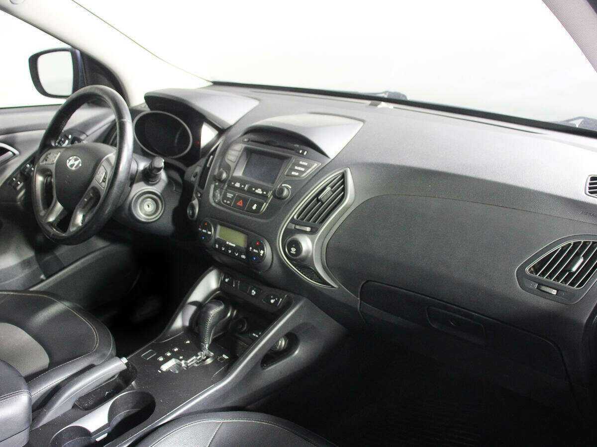Hyundai ix35 б/у, 2013, Автоматическая. Фото: #6