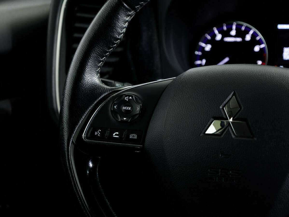 Mitsubishi Outlander б/у, 2018, Вариатор. Фото: #13