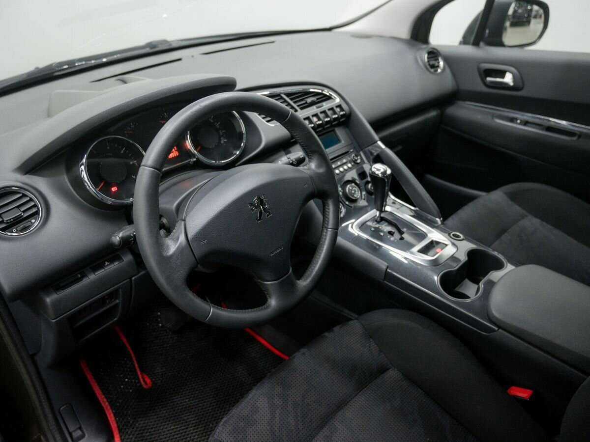 Peugeot 3008 б/у, 2012, Автоматическая. Фото: #12